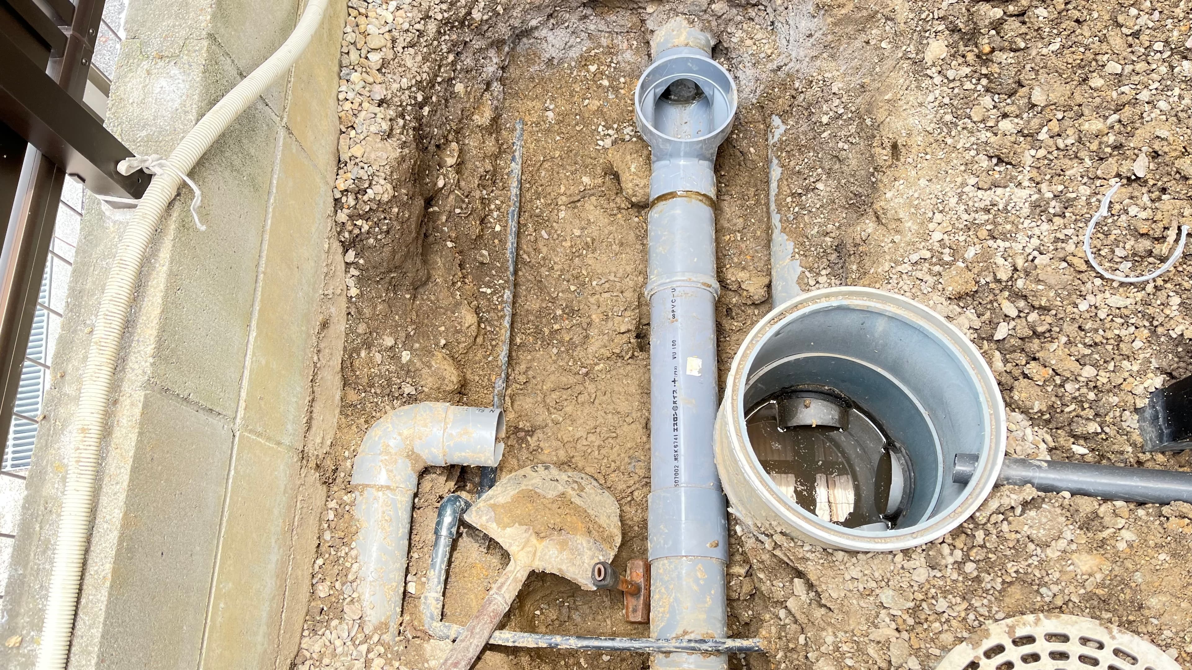 排水管修理後 - 適切な修理で水の流れを正常化